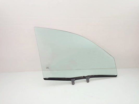Passenger Right Side Front Door Window Door Glass Compatible with Hyundai Sonata 4 Door Sedan 1999-2005 Models