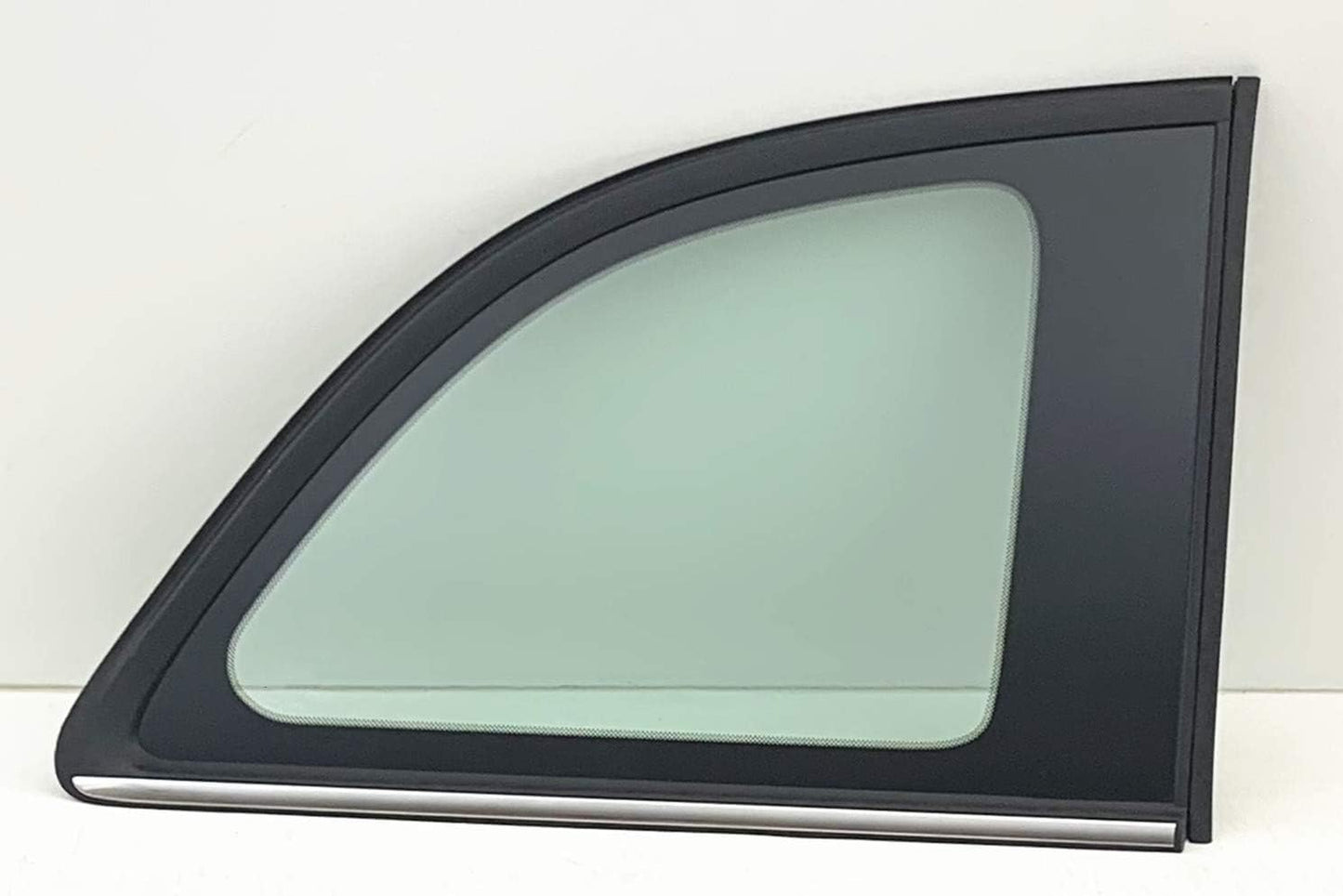 Tempered Chrom Moulding Style Passenger Right Side Quarter Window Quarter Glass Compatible with Fiat 500 / 500C / 500e 2012-2019 2-Door Models (Not For 500X or 500L )