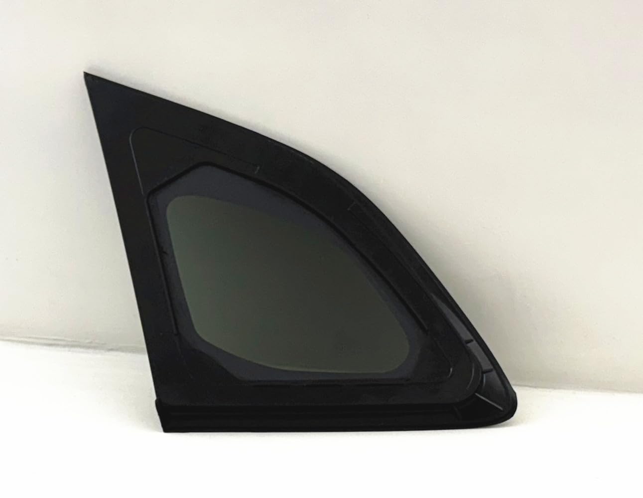 Tempered Passenger Right Side Quarter Window Quarter Glass Compatible with Chevrolet Trax 2024-2025 Models