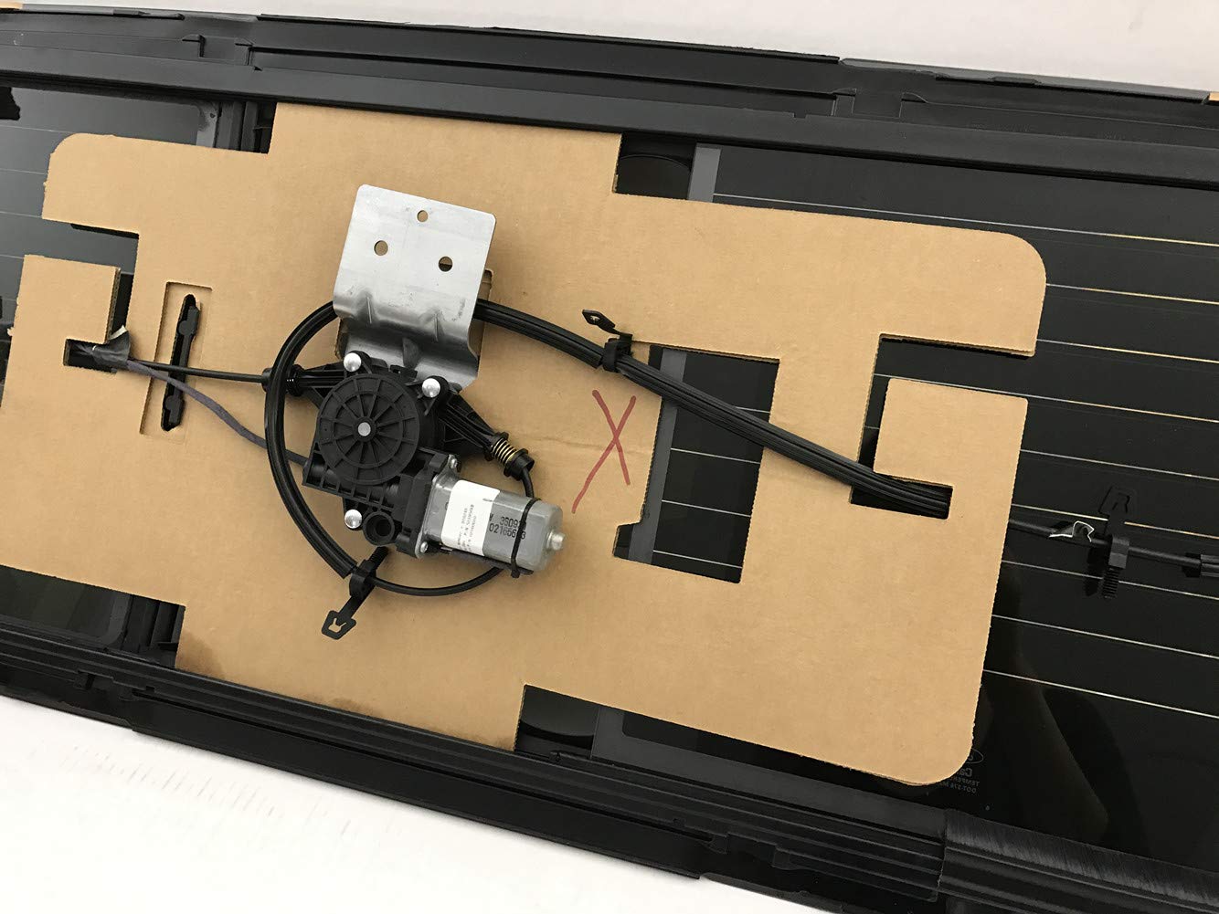 OE Heated Power Slider Back Window Glass Back Slider Compatible with Ford F250/F350/F450/F550/F650/F750 Pickup 2011-2016 Models