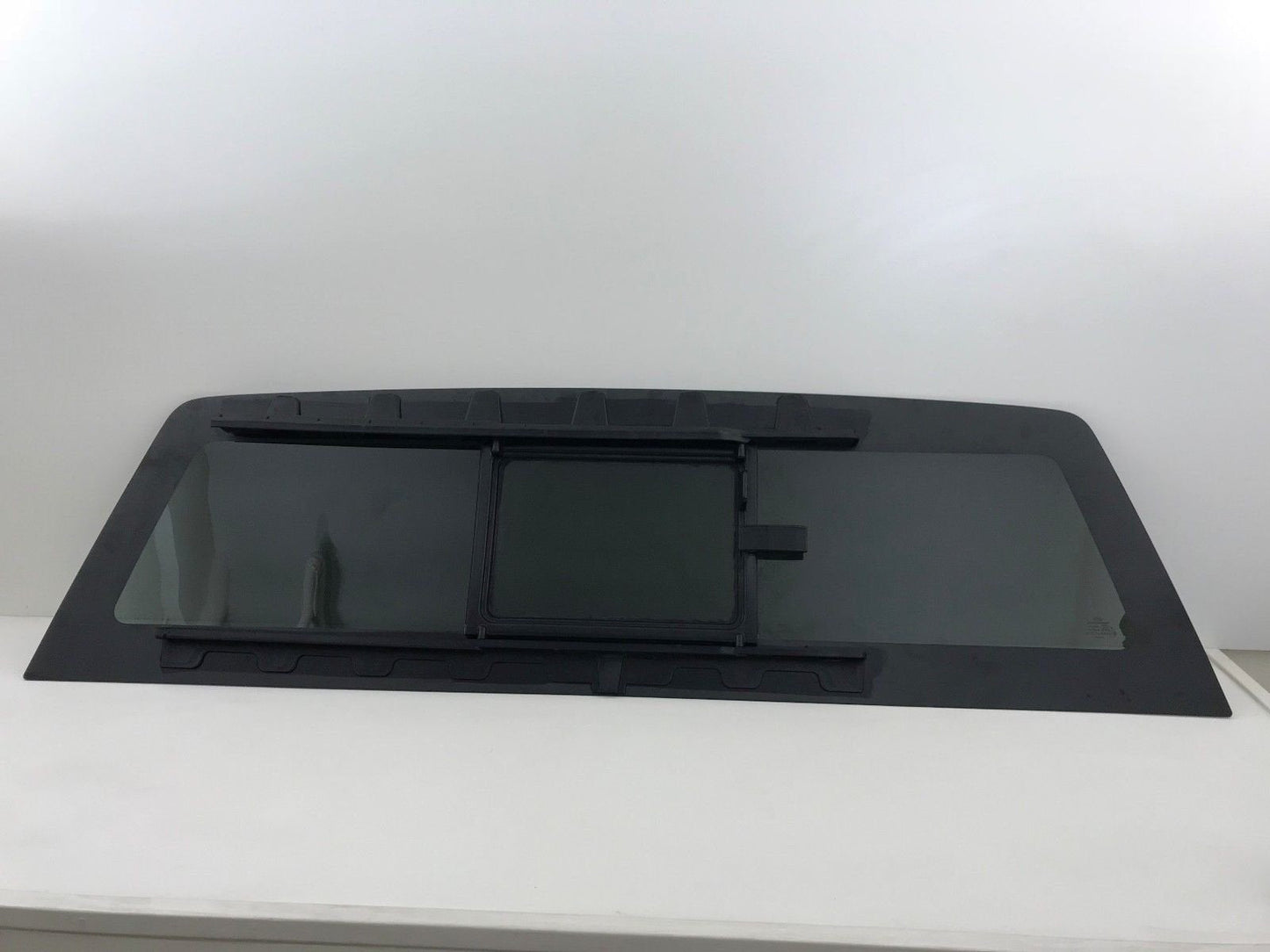 Non-Heated High Performance Manual Back Slider Window Glass Compatible with GMC Sierra/Chevrolet Silverado Pickup 1500 2007-2013 Models/2500 3500 2007-2014 Models (Not For Classic Models)