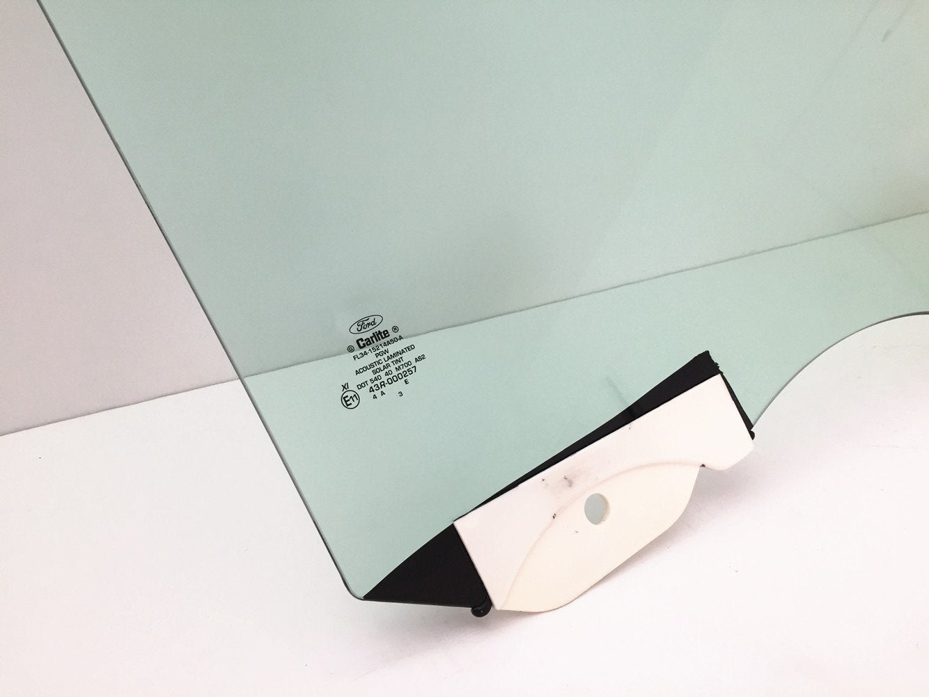 OE Laminated Passenger Right Side Front Door Window Door Glass Compatible with Ford F150 2015-2024 / F250 F350 F450 F550 2017-2022 / F250 F350 Super Cab 2023-2024 Models