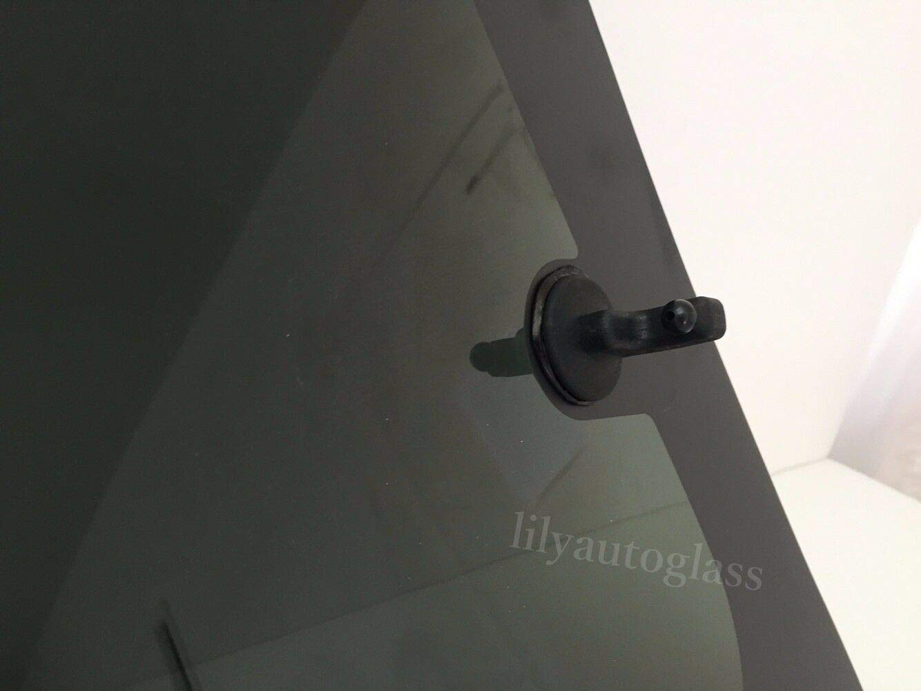 Movable Passenger Right Side Quarter Window Quarter Glass Compatible with Volkswagen Routan Mini Van 2009-2012 Models