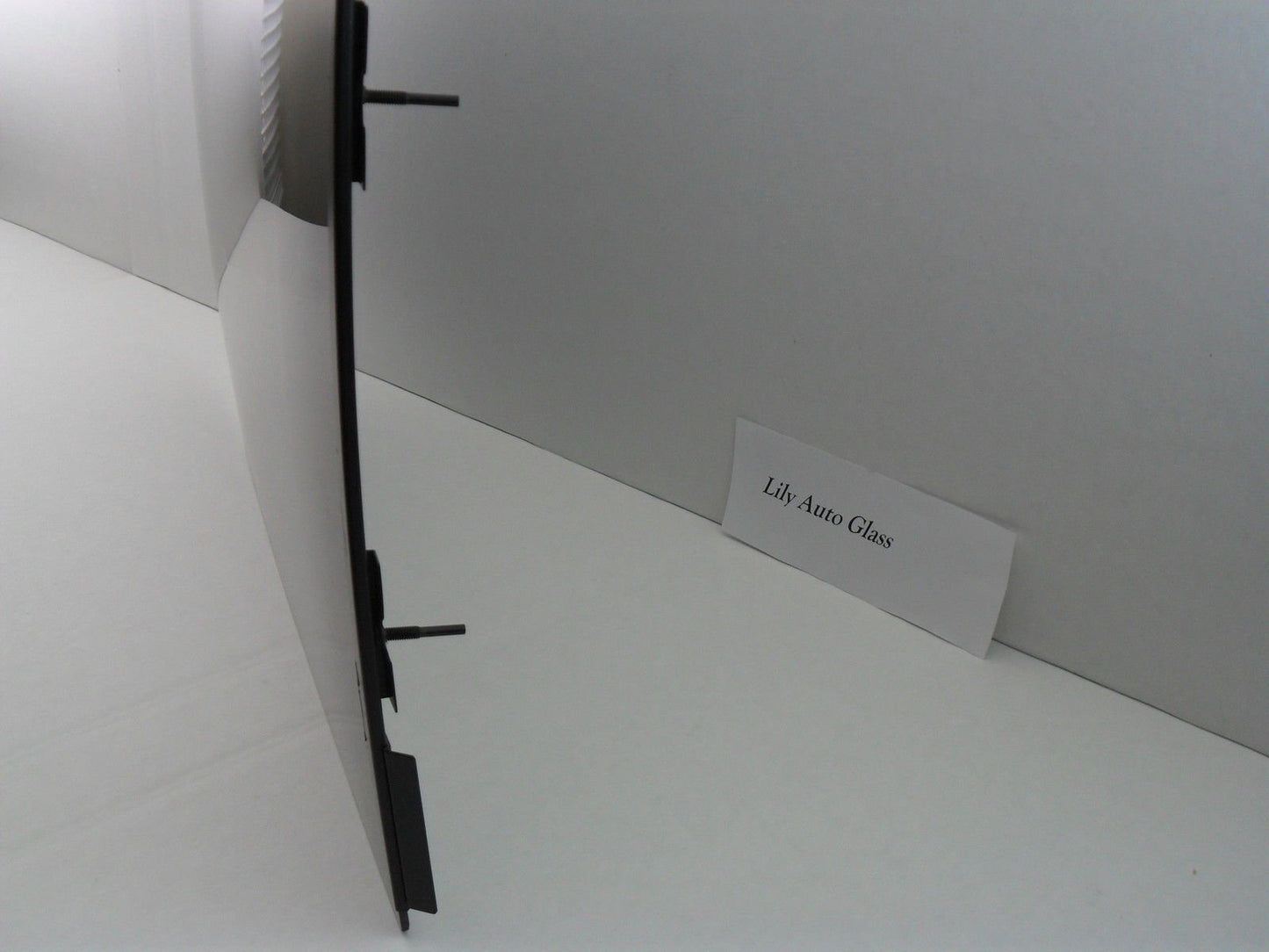 Movable Passenger Right Side Rear Quarter Glass Window Compatible with Mercury Villager/Nissan Quest Mini Van 1999-2002 Models