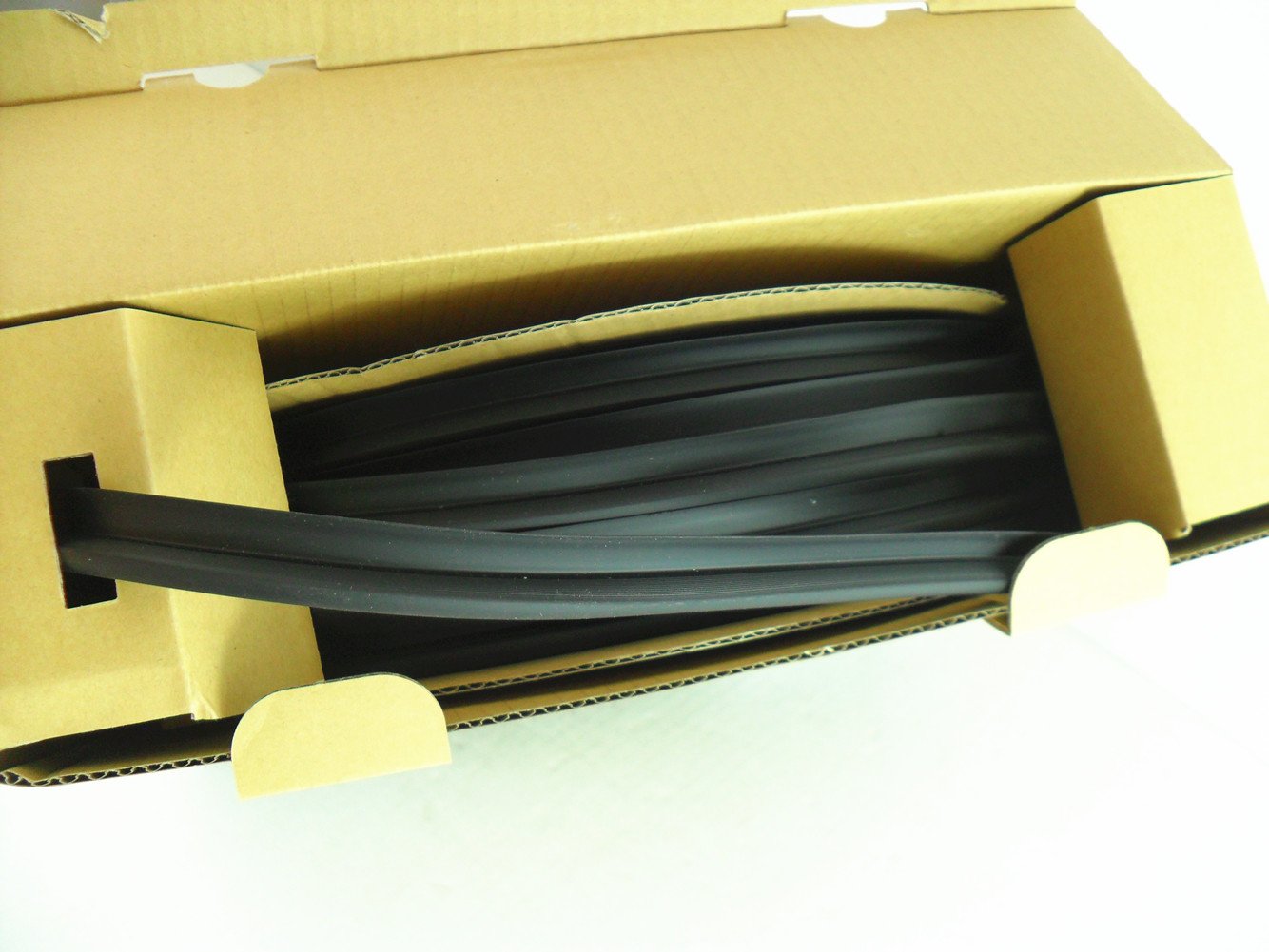 Flexline Windshield Auto Glass Universal Molding Flexible Trim Rubber 19mm 15 FT UM1913BR