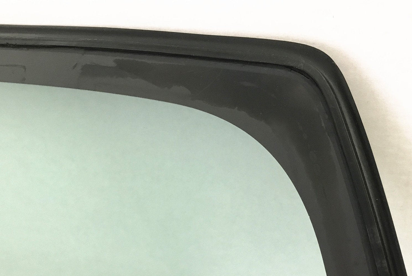 Stationary Back Window Back Glass Compatible with Nissan Frontier Pickup 2 Door Standard/Extended Cab 1998-2004 Models