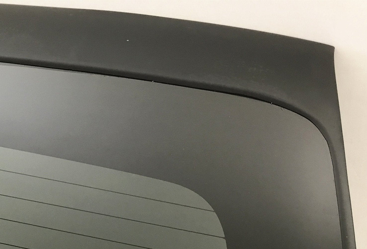 Heated Back Window Back Glass Passenger Right Side Compatible with GMC Yukon / Yukon XL / Chevrolet Suburban / Tahoe LS / Tahoe LT 2000-2006 & Yukon Denali / Tahoe Z71 2001-2006 Models