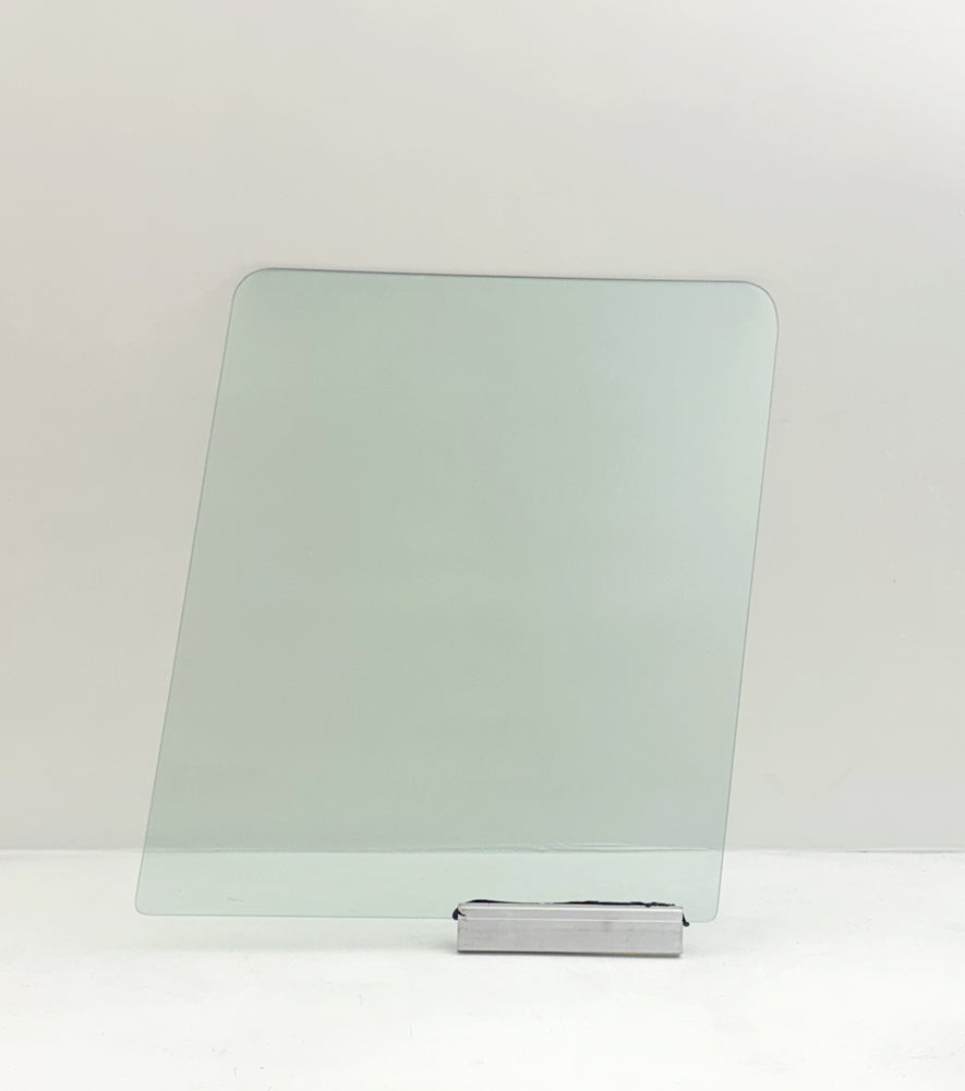 Driver Left Side Front Door Window Door Glass Compatible with International Harvester/Navistar (3200/3300/4000/4100/4200/4300/4400/7000/8000/CXT/Dura Star/MXT/Pro Star/RXT/Terra Star/Work Star)
