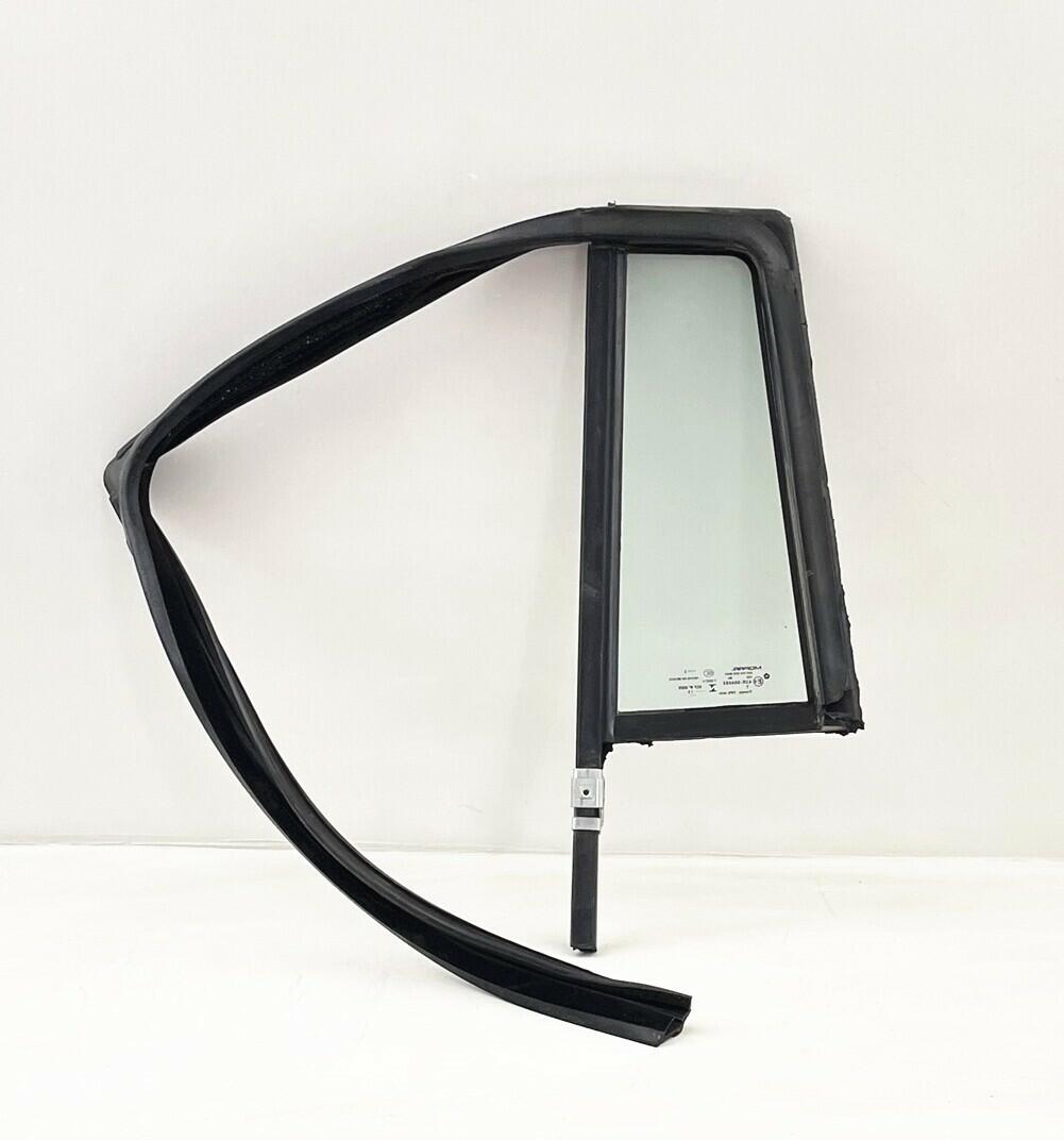 OE Passenger Right Side Vent Window Vent Glass Compatible with Jeep Compass 2007-2016 / Compass MK 2017 Models